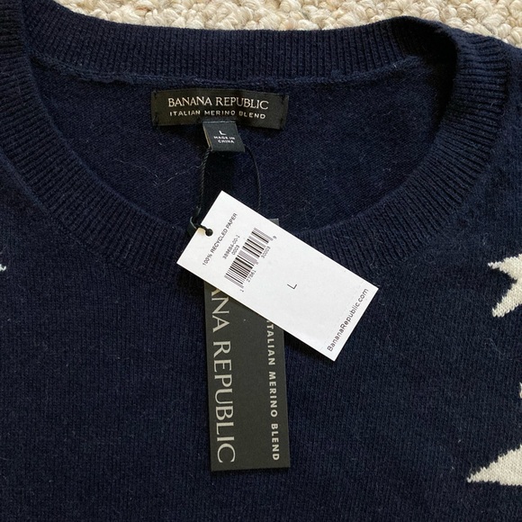 Banana Republic Star Sweater - Picture 3 of 3